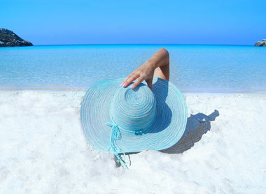 Cuidados de la piel en la piscina y la playa: Guía esencial para el verano